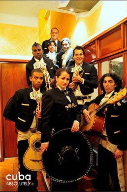 band of mariachis at Restaurant los compadres © Cuba Absolutely, 2014