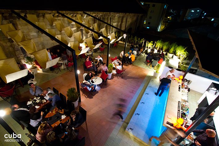 night view from up of Cocinero, restaurant in Vedado© Cuba Absolutely, 2014