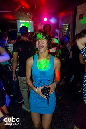 girls dancing at a party in Centro Vasco club in Vedado© Cuba Absolutely, 2014