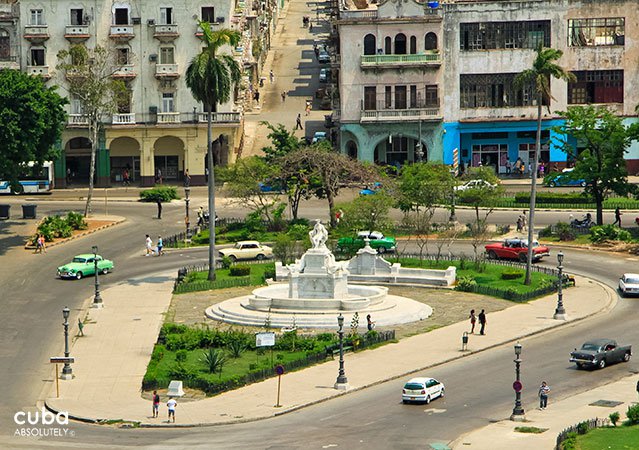 Air view of La India fountaine in Old Havana © Cuba Absolutely, 2014