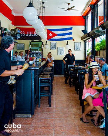 Small bar in Obispo street in Old Havana © Cuba Absolutely, 2014