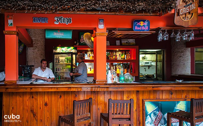 Rosalia de Castro cultural center in Old Havana, restaurant © Cuba Absolutely, 2014