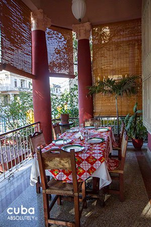 French  restaurant in Vedado © Cuba Absolutely, 2014