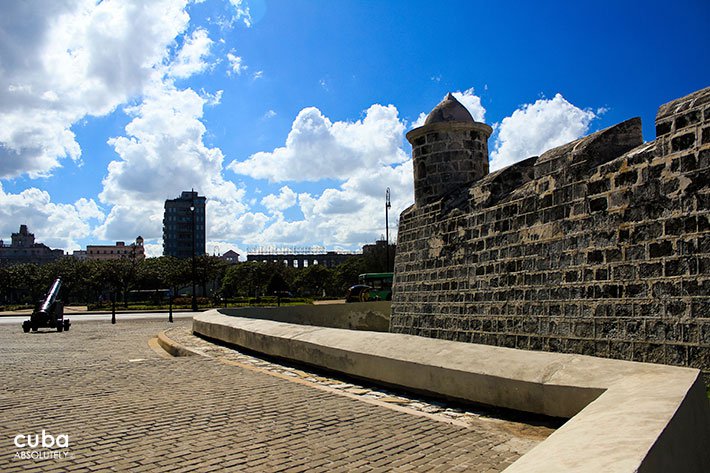 La Punta castle © Cuba Absolutely, 2014