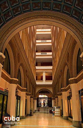 Sevilla hotel in old havana© Cuba Absolutely, 2014