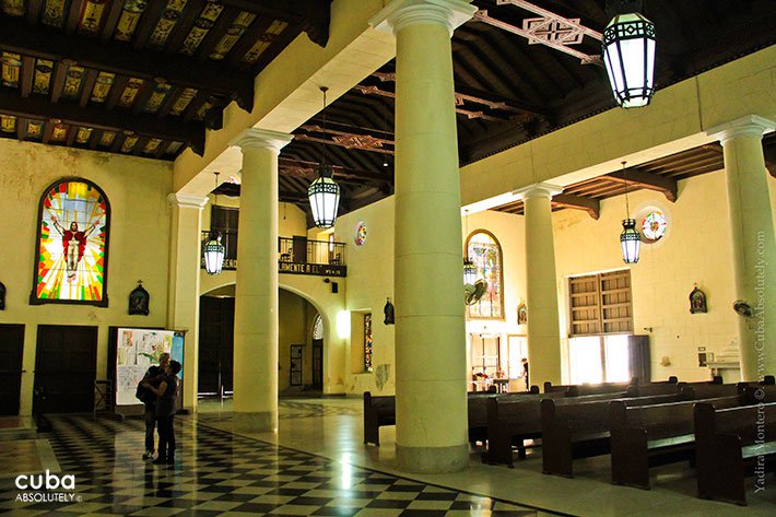 Church of Santo Cristo in old havana© Cuba Absolutely, 2014