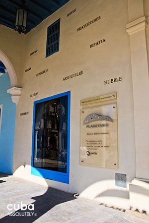 entrance of  Planetario in old havana© Cuba Absolutely, 2014